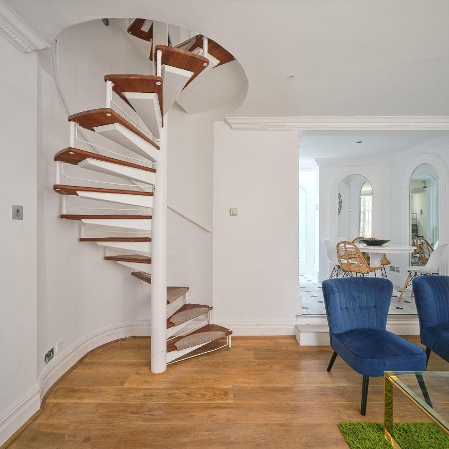 Stylish 3 Bedroom Town House ลอนดอน ภายนอก รูปภาพ