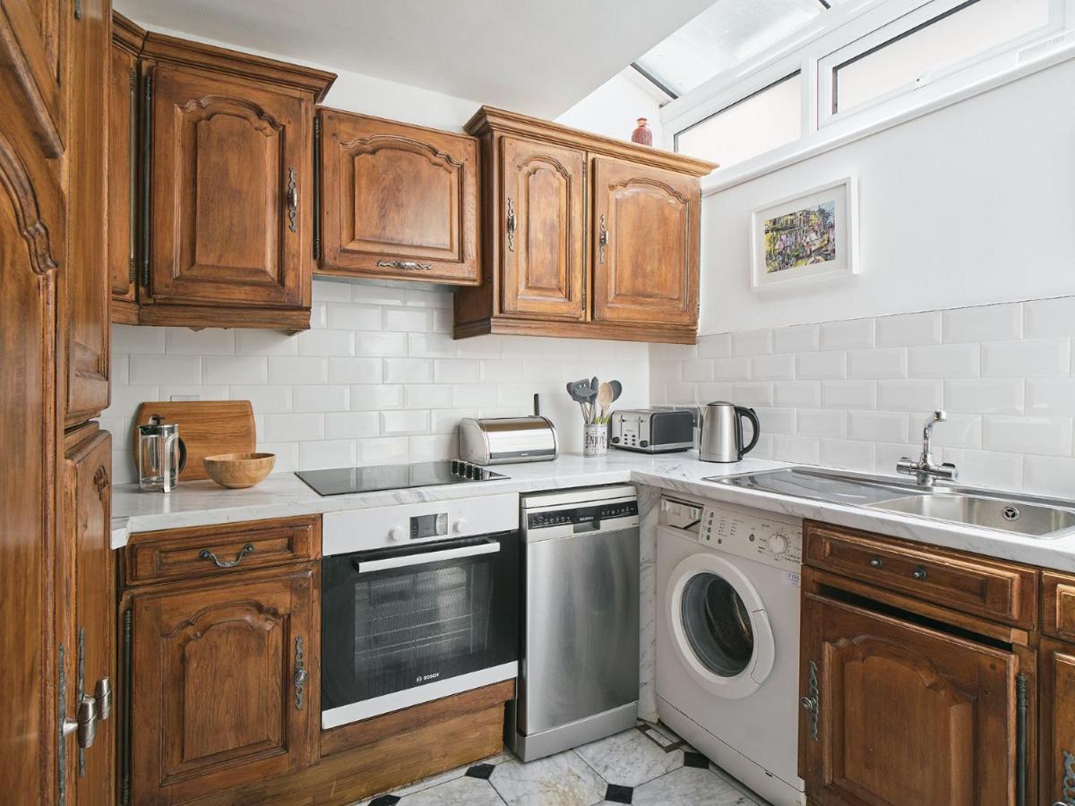 Stylish 3 Bedroom Town House ลอนดอน ภายนอก รูปภาพ
